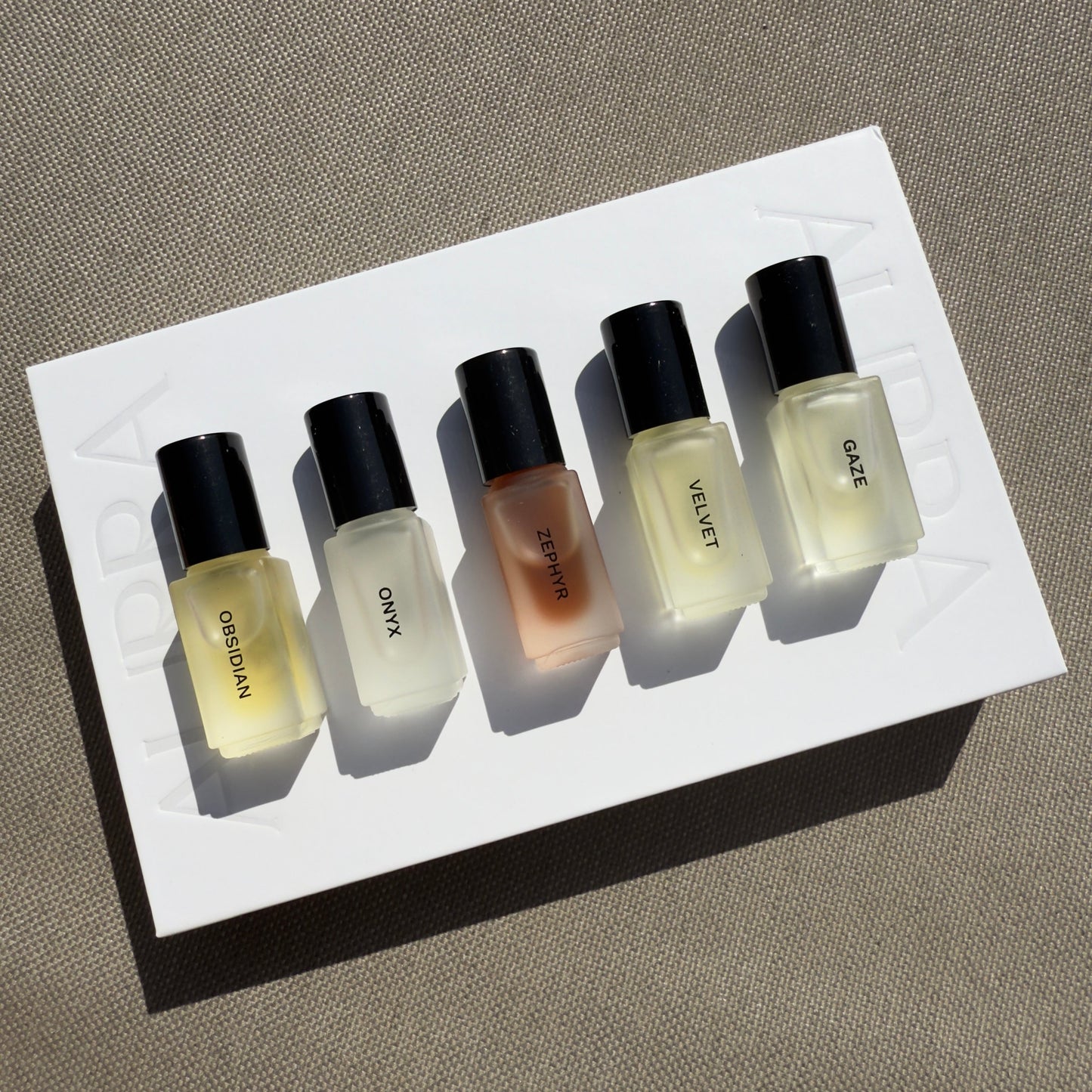 Discovery Set with all 5 Mini AURRA Pure Perfumes